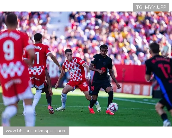 西甲巴萨边线速度极快,进攻持续扩大——从球场到日常训练的速度哲学