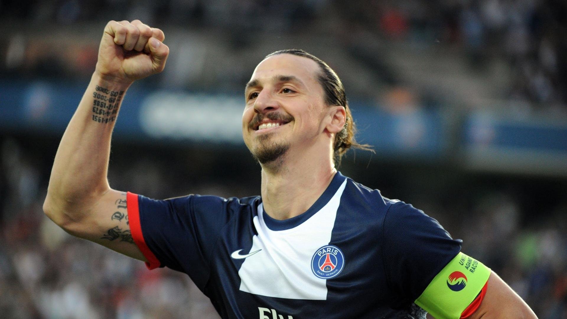 “彼得森闪电突破，带领南非羚羊队攻克强敌”